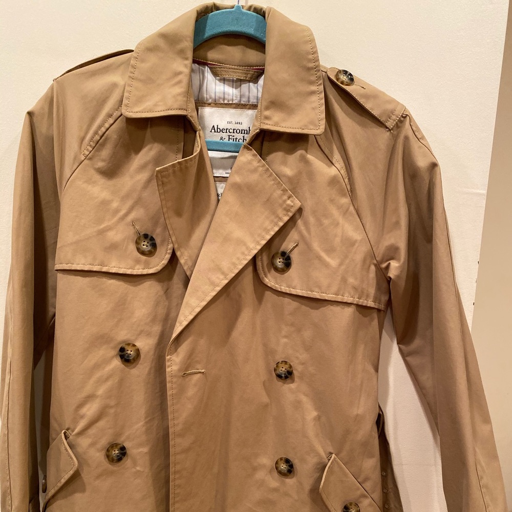 Abercrombie and Fitch women’s trench coat